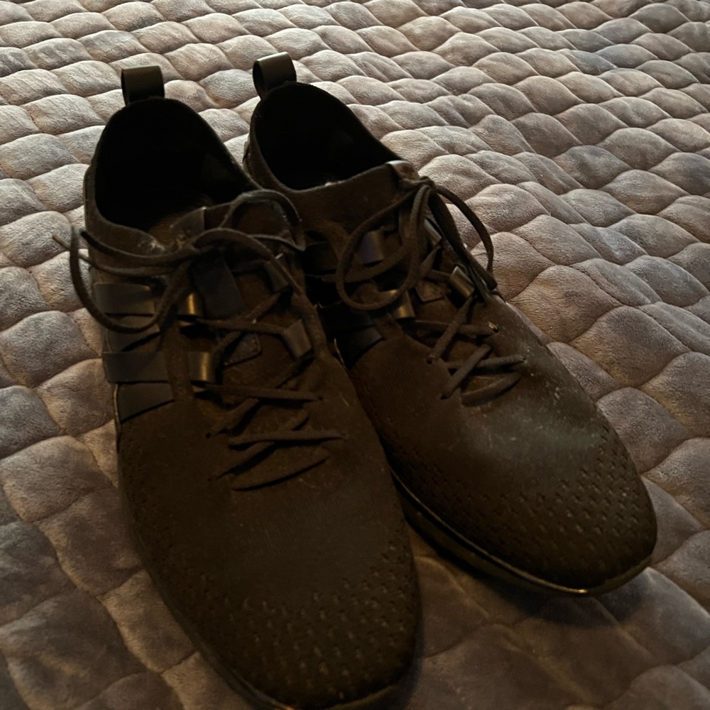 Cole Hahn tennis shoe loafer